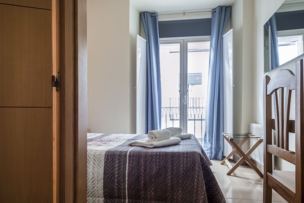 inter puerta del sol pension