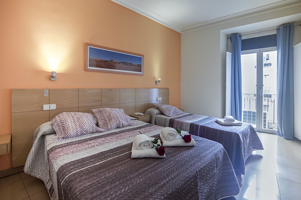 inter puerta del sol pension