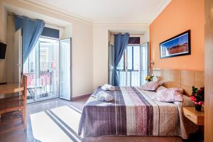 inter puerta del sol pension