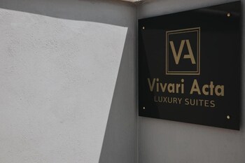 vivari acta