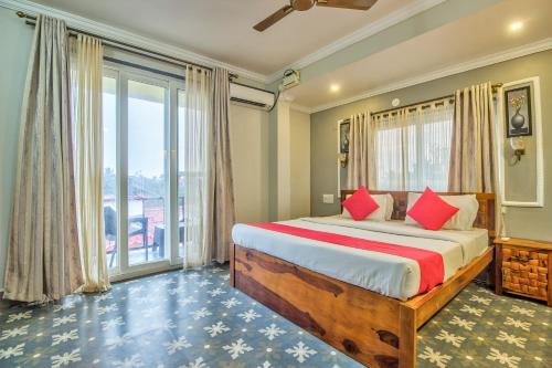 The Baga Village(Block-D),Goa>>Baga,2 star