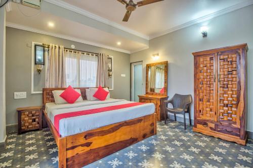 The Baga Village(Block-D),Goa>>Baga,2 star