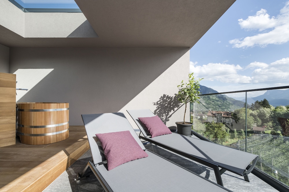vinea suites and apartments