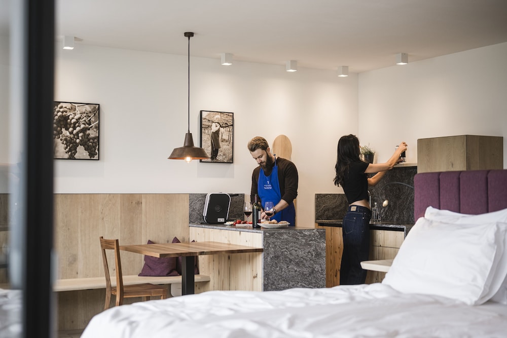 vinea suites and apartments