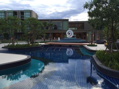 lumpini park beach cha am by sopida