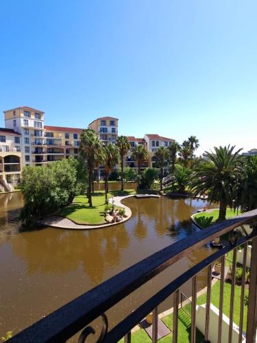 the island club by smart city stays