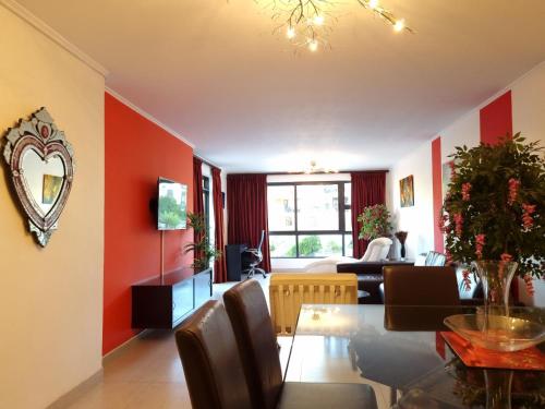 the island club by smart city stays