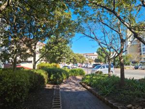 the island club by smart city stays