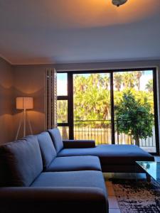 the island club by smart city stays