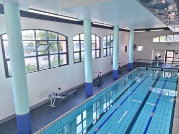 the island club by smart city stays