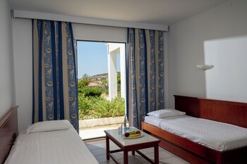 sunshine crete village