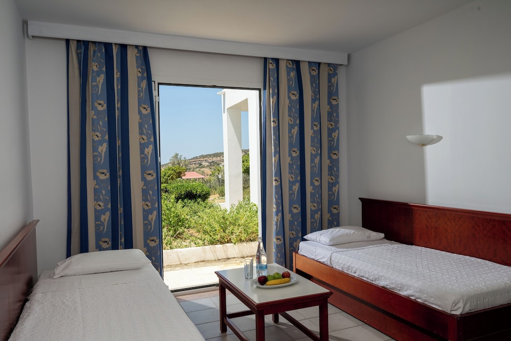 sunshine crete village