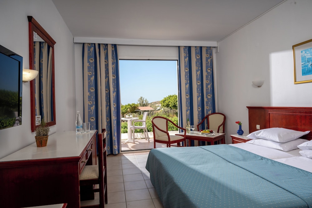 sunshine crete village