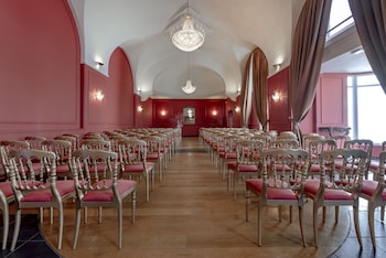 Hotel De L'univers,,4 star