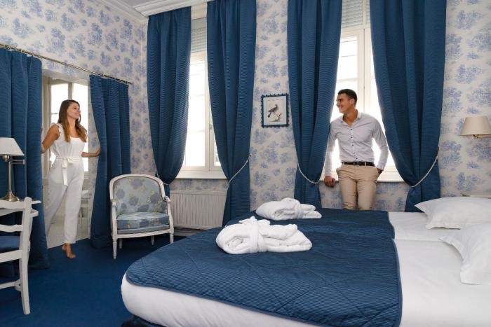 hotel de lunivers