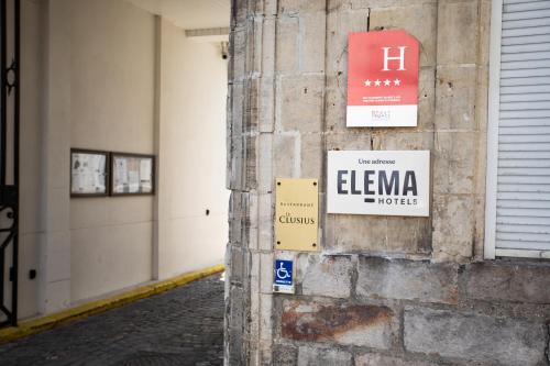 hotel de lunivers
