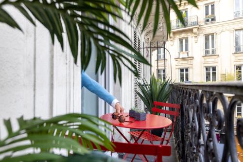 avalon hotel paris gare du nord