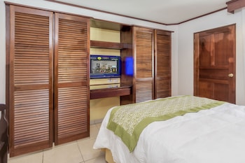 hotel residence inn suites cristina