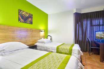 hotel residence inn suites cristina