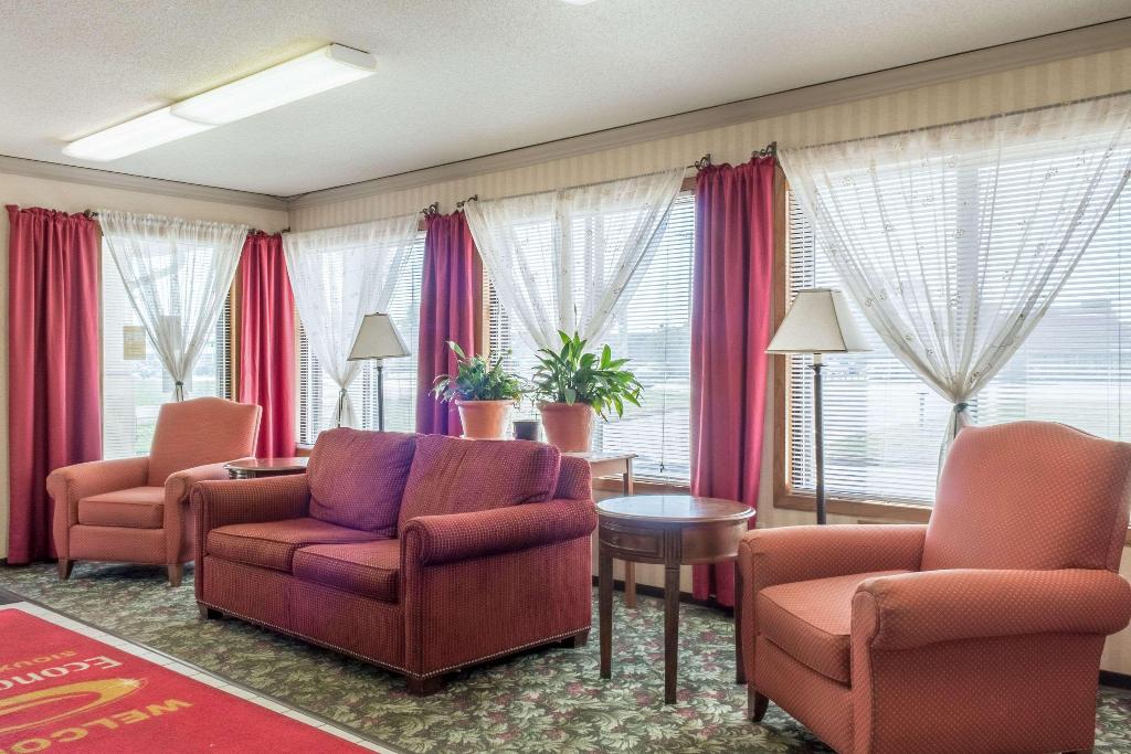 econo lodge north