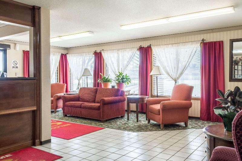econo lodge north