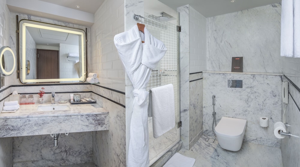 welcomhotel by itc hotels cathedral road chennai