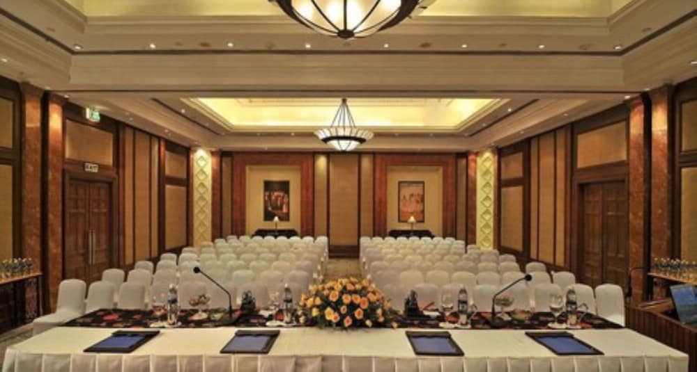 welcomhotel by itc hotels cathedral road chennai