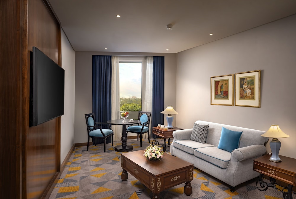 welcomhotel by itc hotels cathedral road chennai