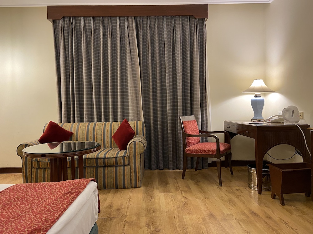 welcomhotel by itc hotels cathedral road chennai