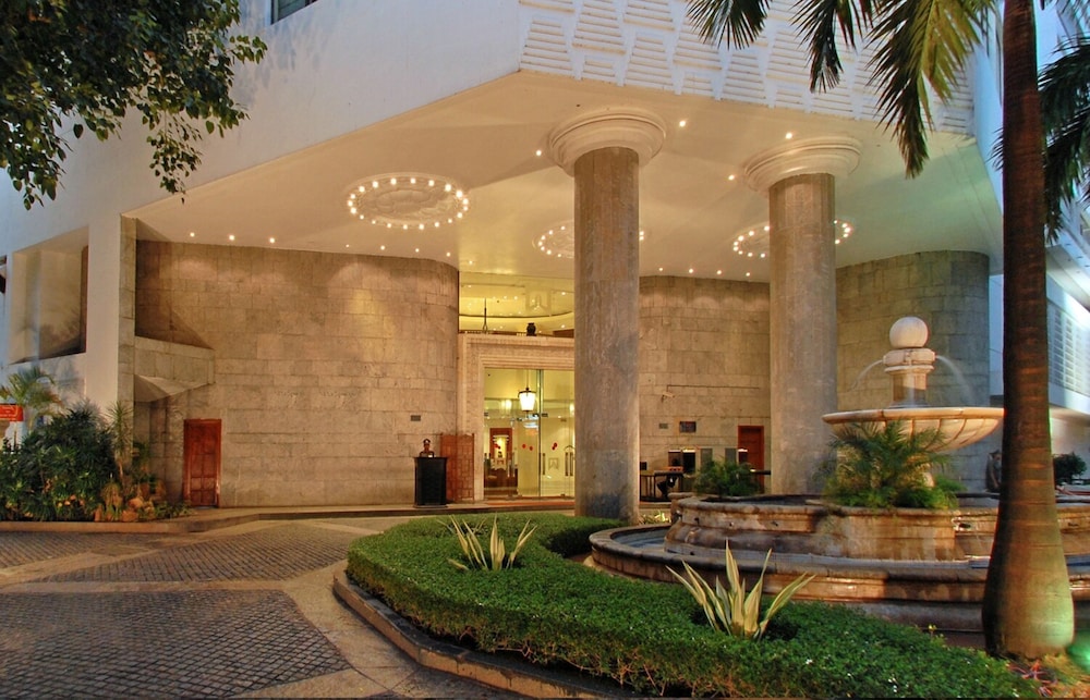 welcomhotel by itc hotels cathedral road chennai