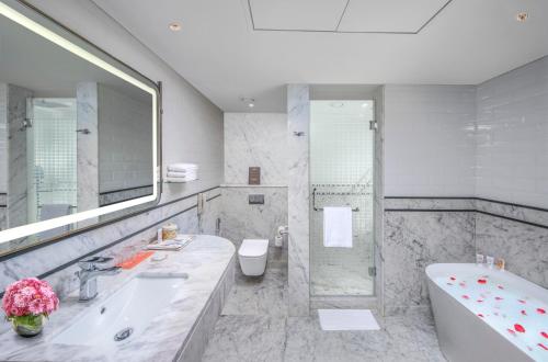 welcomhotel by itc hotels cathedral road chennai