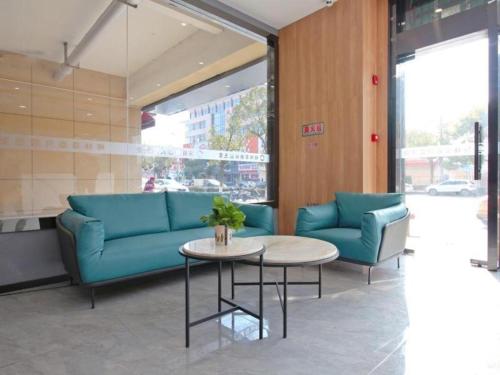greentree inn express zhangjiagang hexing town shazhou professional institue of technology