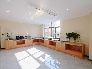 greentree inn express zhangjiagang hexing town shazhou professional institue of technology
