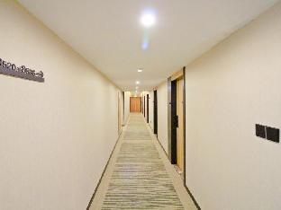 greentree inn express zhangjiagang hexing town shazhou professional institue of technology