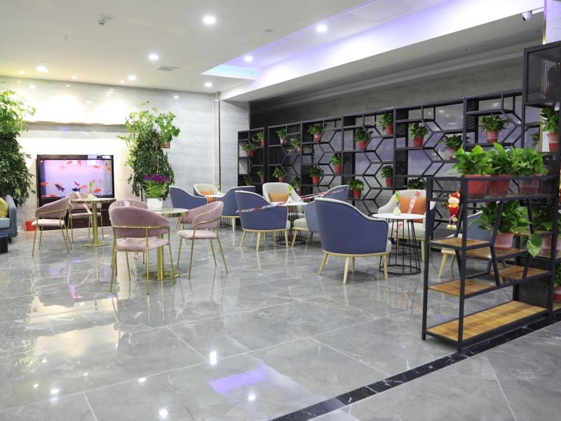 greentree eastern xinjiang aksu airport hotel