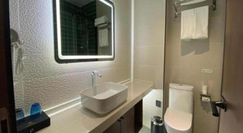 greentree inn datong high speed railway station wa