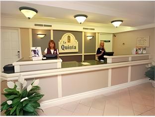 super 8 by wyndham austin south i 35