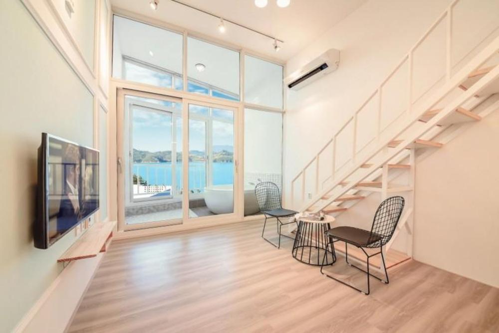 yeosu yegreena pension