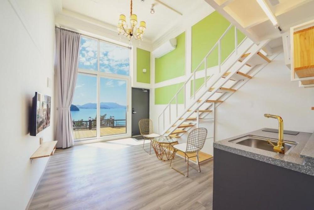 yeosu yegreena pension