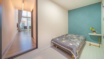 yeosu yegreena pension