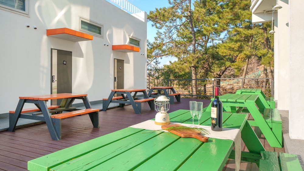 yeosu yegreena pension