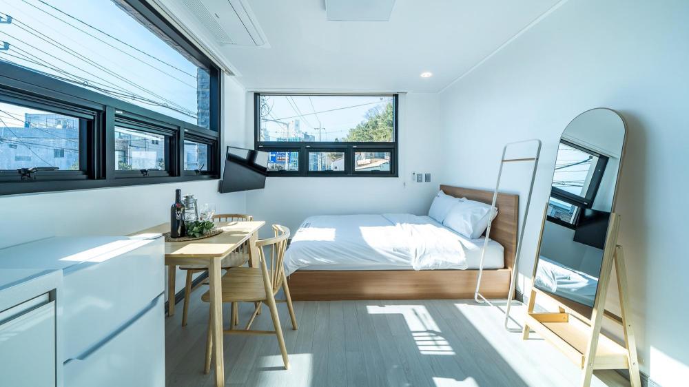 yeosu nangmanstay pension
