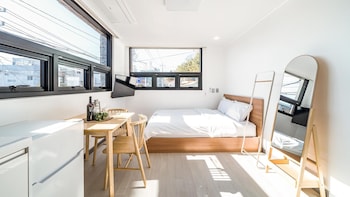 yeosu nangmanstay pension