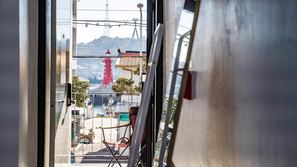 yeosu nangmanstay pension
