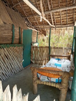 mida creek eco camp eco lodge