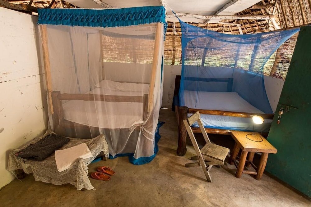 mida creek eco camp eco lodge