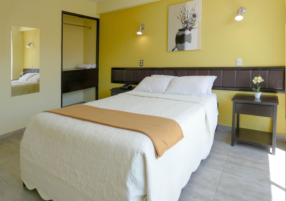 hotel plaza by dot light