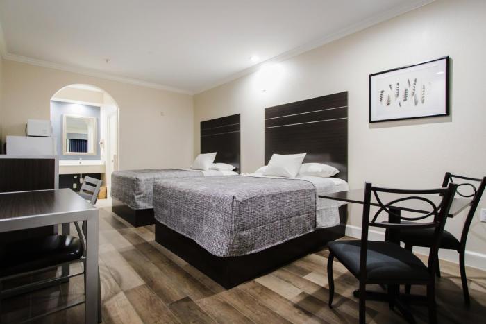 palace inn