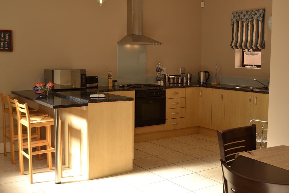 caulfield self catering