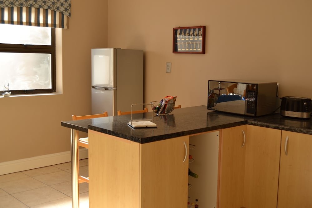 caulfield self catering